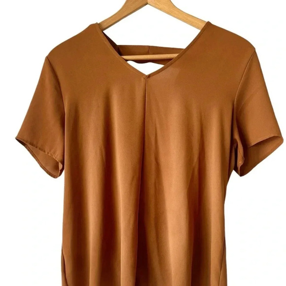 Lush Short Sleeve Open Twisted Back Top - Picture 2 of 10